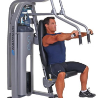 Тренажер жим от груди Nautilus EVO™ VERTICAL CHEST